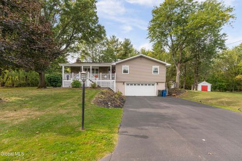 8 Cottage Ave, Cohoes, NY, 12047-1604 | Card Image
