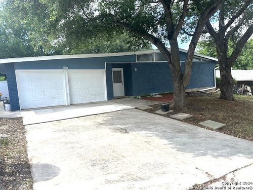 8825 Secluded Dr, Converse, TX, 78109 | Card Image