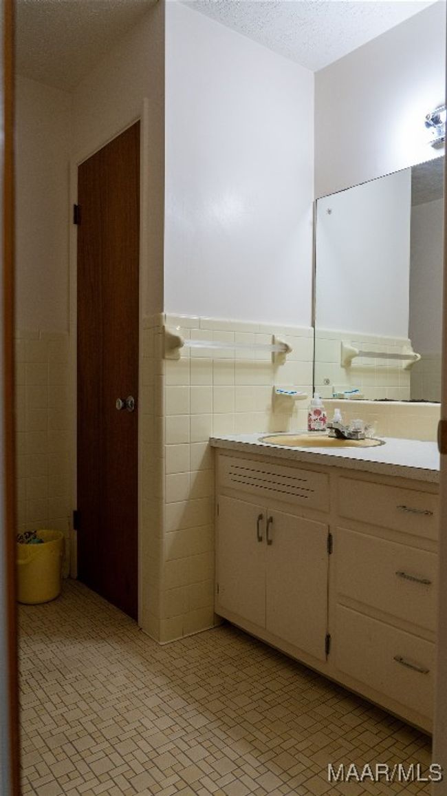 22 Daleview Cir, House other with 3 bedrooms, 3 bathrooms and null parking in Sylacauga AL | Image 32