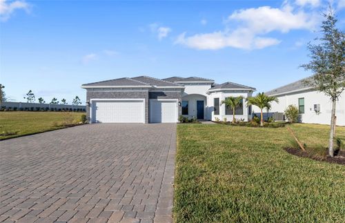 5016 Stoney Point Gln, LAKEWOOD RANCH, FL, 34211-2951 | Card Image