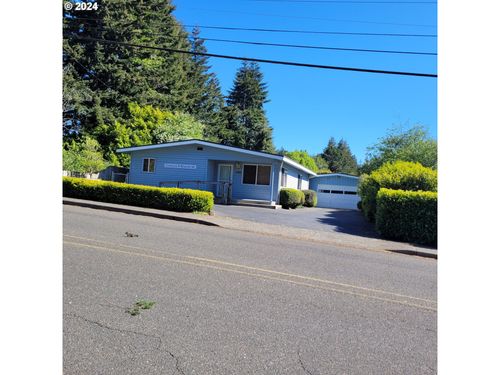 1865 Thompson Rd, Coos Bay, OR, 97420-2152 | Card Image