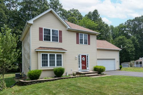 39 Northview Dr, Manchester, CT, 06040-7081 | Card Image
