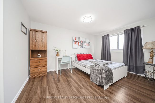 308 Fleetwood Cres, Condo with 4 bedrooms, 2 bathrooms and 2 parking in Brampton ON | Image 27