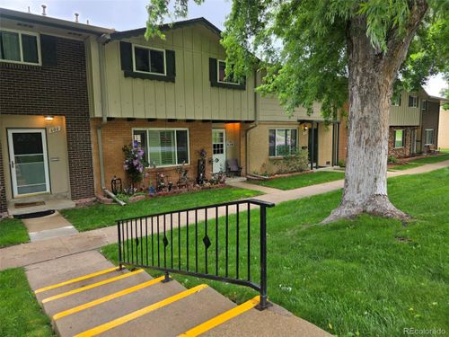 604 S Xenon Ct, Lakewood, CO, 80228-2821 | Card Image