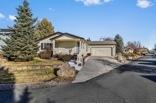 2380 Ne Crocus Way, Bend, OR, 97701 | Card Image