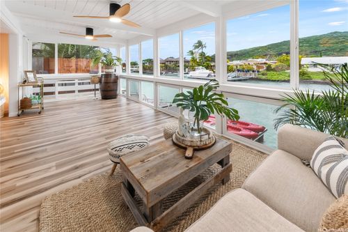 751-250 Opihikao Way, Honolulu, HI, 96825-1123 | Card Image