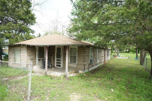 1003 N Jefferson Ave, Cameron, TX, 76520-1544 | Card Image