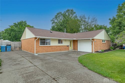 6317 Rosebury Dr, Huber Heights, OH, 45424-3809 | Card Image