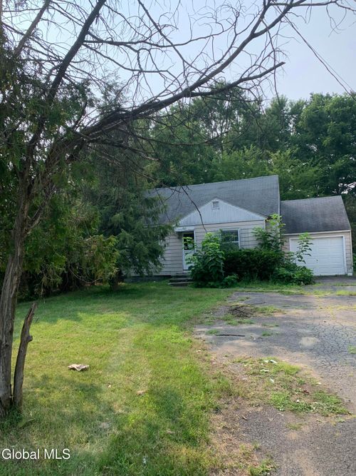 810 Duanesburg Rd, Schenectady, NY, 12306-1021 | Card Image