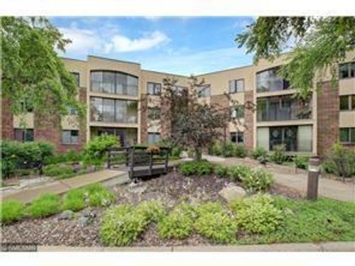 apt-303a-20 Windsor Ln, New Brighton, MN, 55112-3381 | Card Image