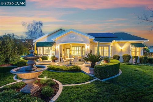 341 Upton Pyne Dr, Brentwood, CA, 94513-6458 | Card Image