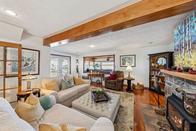 1443 Champlain Rd, House other with 5 bedrooms, 3 bathrooms and 6 parking in Tiny ON | Image 21
