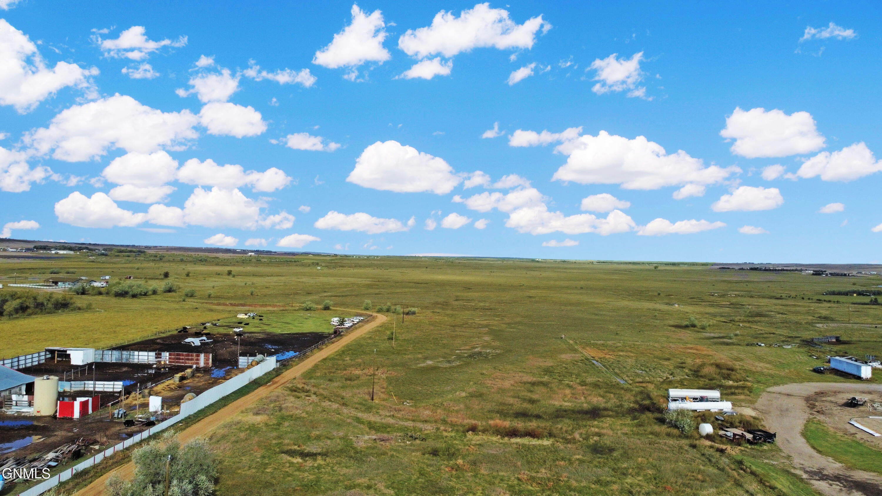 Land in Williston 3