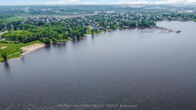 689 Front Rd, House other with 3 bedrooms, 2 bathrooms and 3 parking in L'orignal ON | Image 40