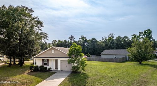 3021 Evening Rd, Castle Hayne, NC, 28429-5333 | Card Image