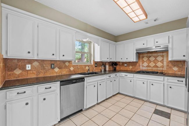 5507 Glenmere Ln, House other with 4 bedrooms, 3 bathrooms and 2 parking in Spring TX | Image 12