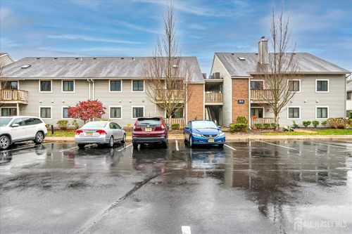 211 Ravens Crest Dr, Plainsboro, NJ, 08536-2489 | Card Image