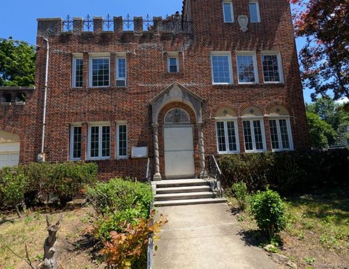 17 Hillside Ave, Great Neck, NY, 11021-1927 | Card Image