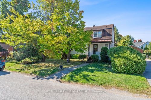 472 Edison Ave, Ottawa, ON, K2A1T9 | Card Image