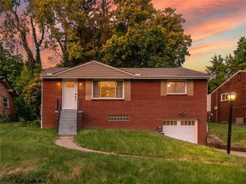 1735 Norsen Dr, Pittsburgh, PA, 15243-1549 | Card Image