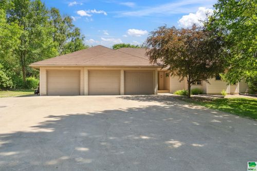 24103 C80, Sioux City, IA, 51108 | Card Image