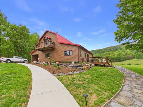 5821 Buffalo Mountain Rd Sw, Meadows of Dan, VA, 24120-4072 | Card Image