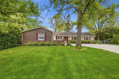 2193 Regent Park Drive, Bellbrook, OH, 45305 | Card Image