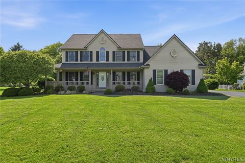 120 Norwood Ln, Orchard Park, NY, 14127-2079 | Card Image
