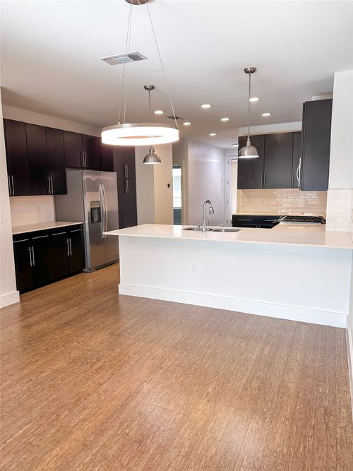 922-2804 Treble Ln, Austin, TX, 78704-4457 | Card Image