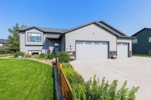 822 Dirk Court, Box Elder, SD, 57719 | Card Image