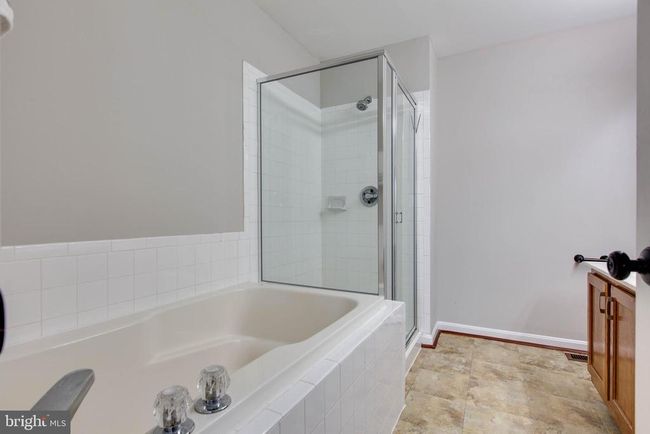 306 Roff Point Dr, Townhouse with 3 bedrooms, 2 bathrooms and null parking in ODENTON MD | Image 26