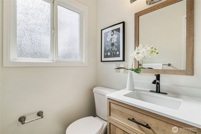 22109 93 Rd Pl W, House other with 3 bedrooms, 3 bathrooms and 2 parking in Edmonds WA | Image 35