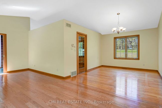 22139 Beauchamps Dr, House other with 6 bedrooms, 3 bathrooms and 10 parking in North Lancaster ON | Image 15