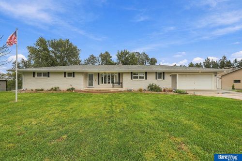 330 E 1st Street, Cortland, NE, 68331 | Card Image
