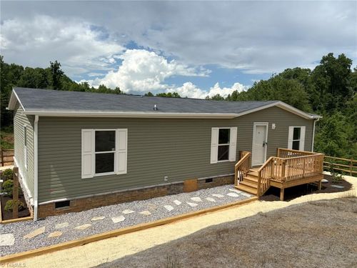 356 Teaberry Ln, Wilkesboro, NC, 28697 | Card Image