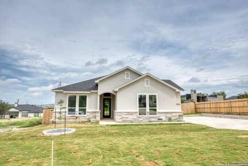 7911 Alton Blvd, Selma, TX, 78154-3300 | Card Image