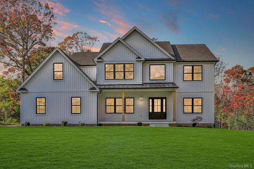 20 Bunker Ln, Middle Island, NY, 11953-1908 | Card Image