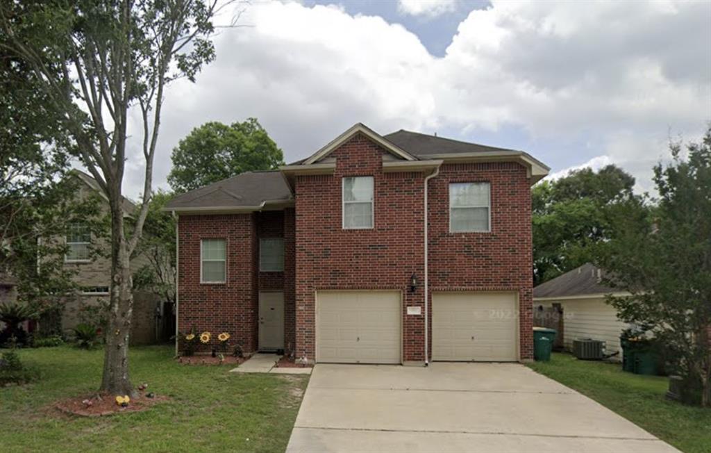 Oak Glen Dr, Willis, TX 77378