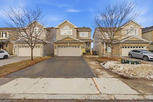 162 Bert Hall St, Arnprior, ON, K7S0H1 | Card Image