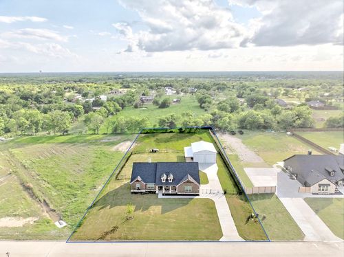 2446 Blackjack Oak Road, Oak Ridge, TX, 75161 | Card Image