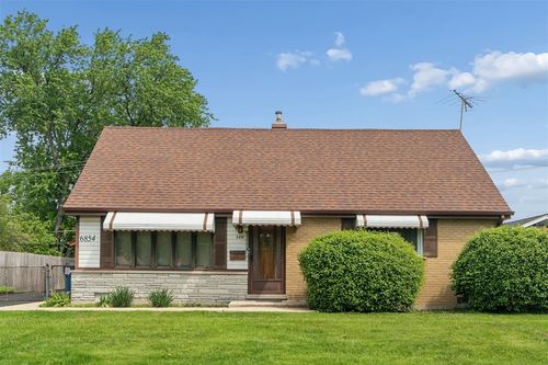 6854 Saratoga Dr, Bridgeview, IL, 60455-2029 | Card Image