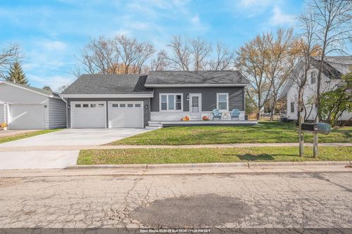 303 S 1st Avenue, Winneconne, WI, 54986 | Card Image
