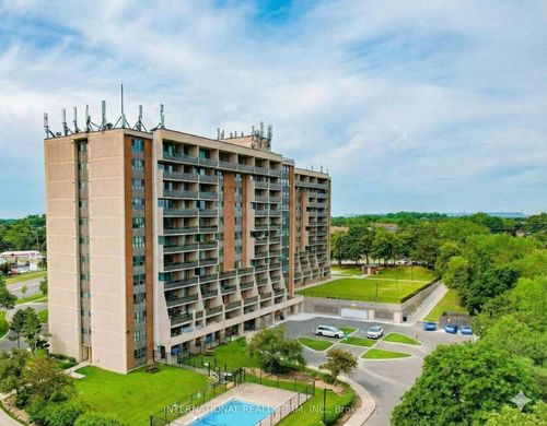 812-2929 Aquitaine Ave, Mississauga, ON, L5N2C7 | Card Image