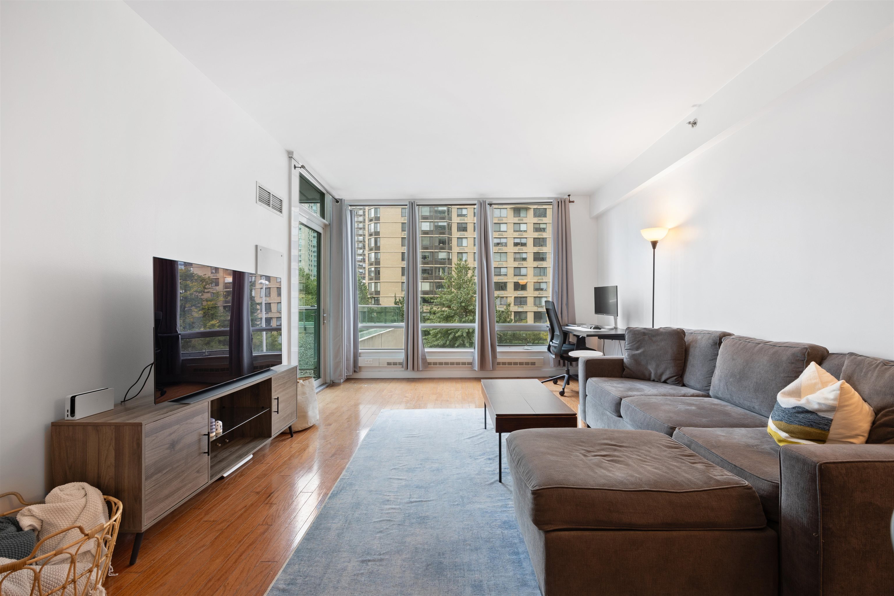 Residential in JC, Downtown 3