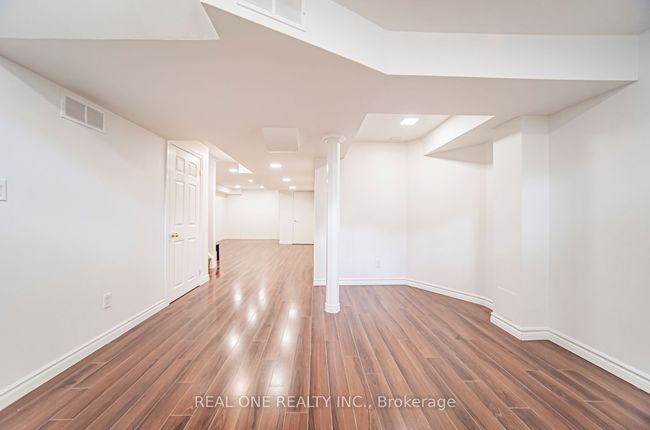 23 Rizal Ave, House attached with 4 bedrooms, 3 bathrooms and 2 parking in Markham ON | Image 31