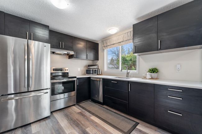 79 Sunmount Close Se, Home with 5 bedrooms, 2 bathrooms and 4 parking in Calgary AB | Image 16