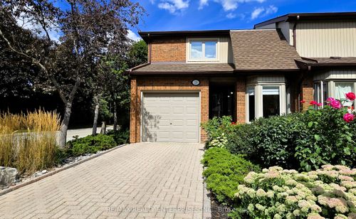 19-1180 Walden Cir, Mississauga, ON, L5J4J9 | Card Image