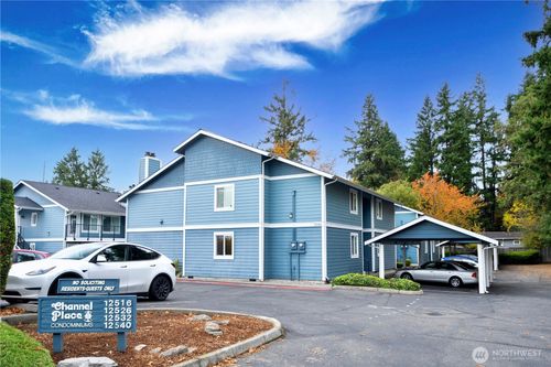 unit-35-12540 Se 32nd St, Bellevue, WA, 98005-4371 | Card Image