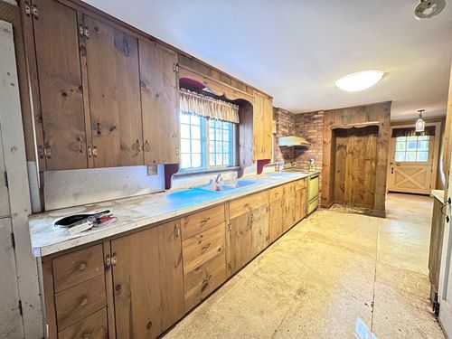 429 Coy Hill Rd, Middletown Springs, VT, 05757-4252 | Card Image