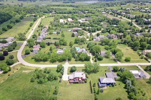 8507 Country Shire Ln, Spring Grove, IL, 60081-8989 | Card Image